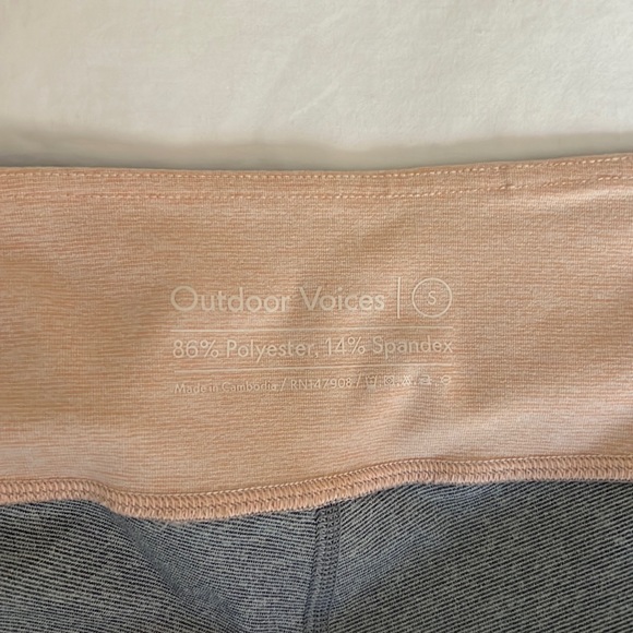 Outdoor voices leggings - Picture 2 of 4